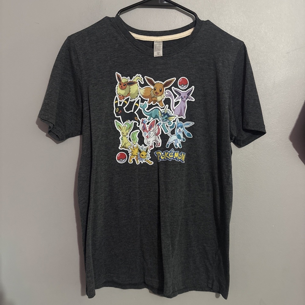 Pokémon Eevee Evolutions Grey T-shirt Pokemon Graphic Shirt Sz XL Women